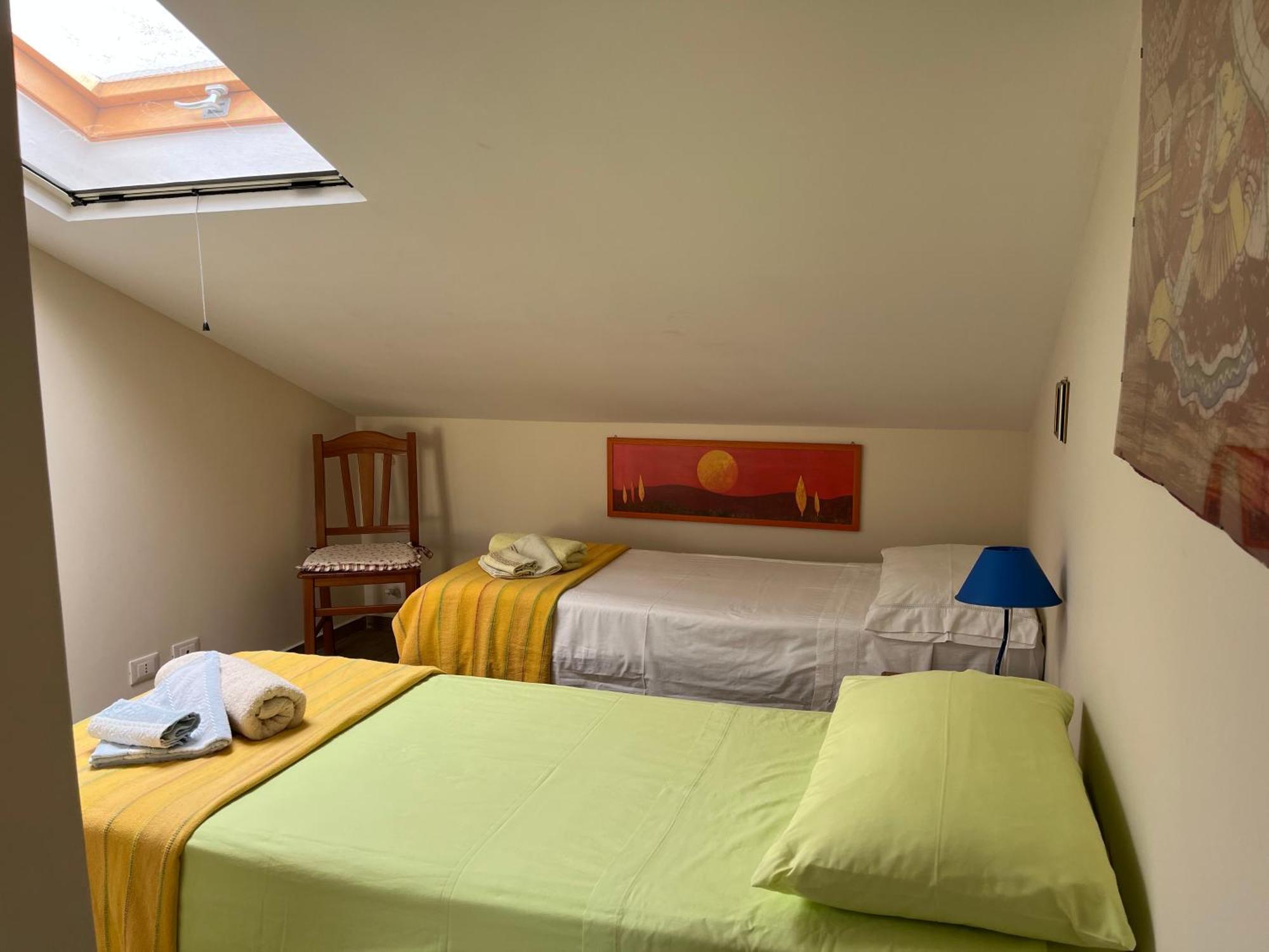 Yellow House Apartment ฟิวเมเฟรดโด ดิ ชิซิเลีย ภายนอก รูปภาพ